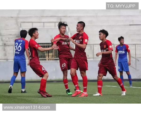 重庆足球队在亚运会积分榜上以83分稳居第一名展现强大实力